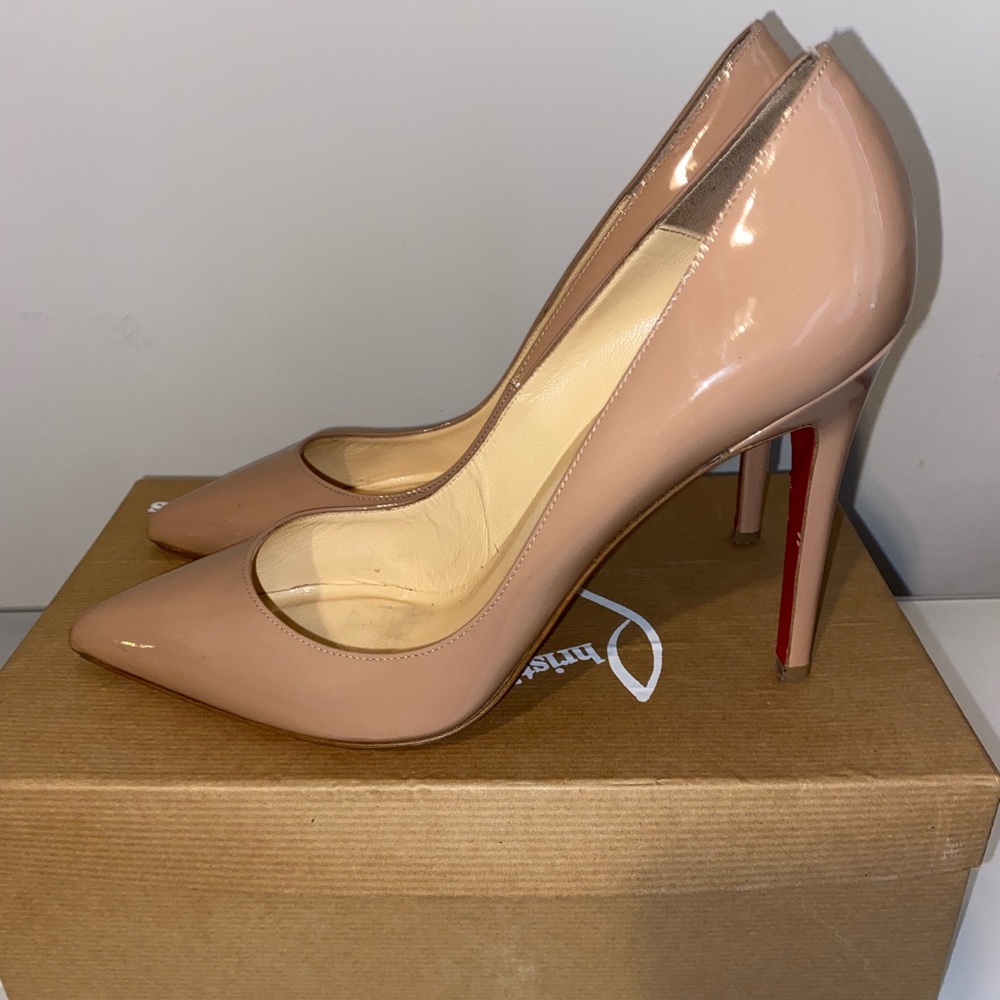 Christian Louboutin Pigalle 100 Patent leather Nude heels. size 40 ( US 10)